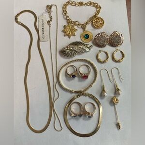 Goldtone Lot of Various Jewelry